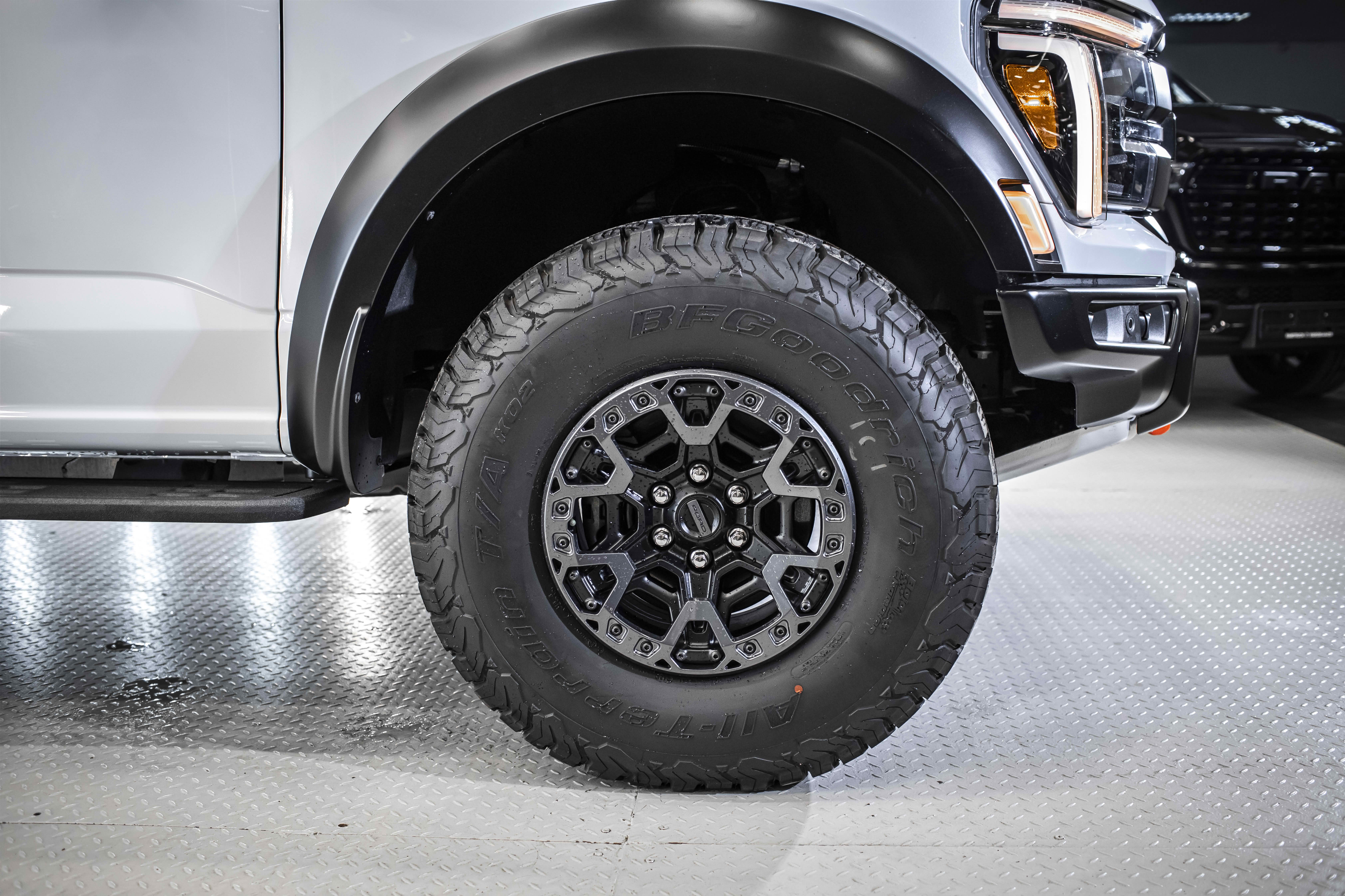 Ford F-150 Raptor R Space White | Купить в Москве | rt-global.ru